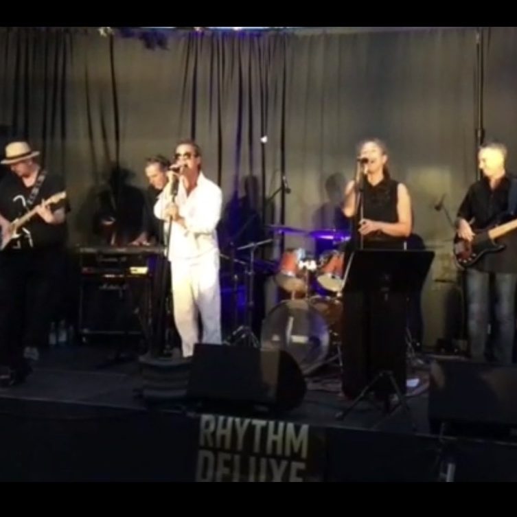 RHYTHM DELUXE - Sechs Musiker live aus München